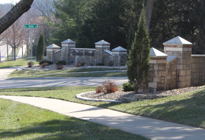 Clarion Woods South Entrance